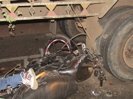 Truck parked bikes entered , two young men killed